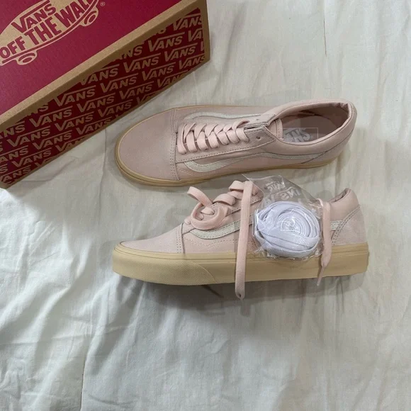 Vans Women's Blush Pink Sneakers - Picture 1 of 6
